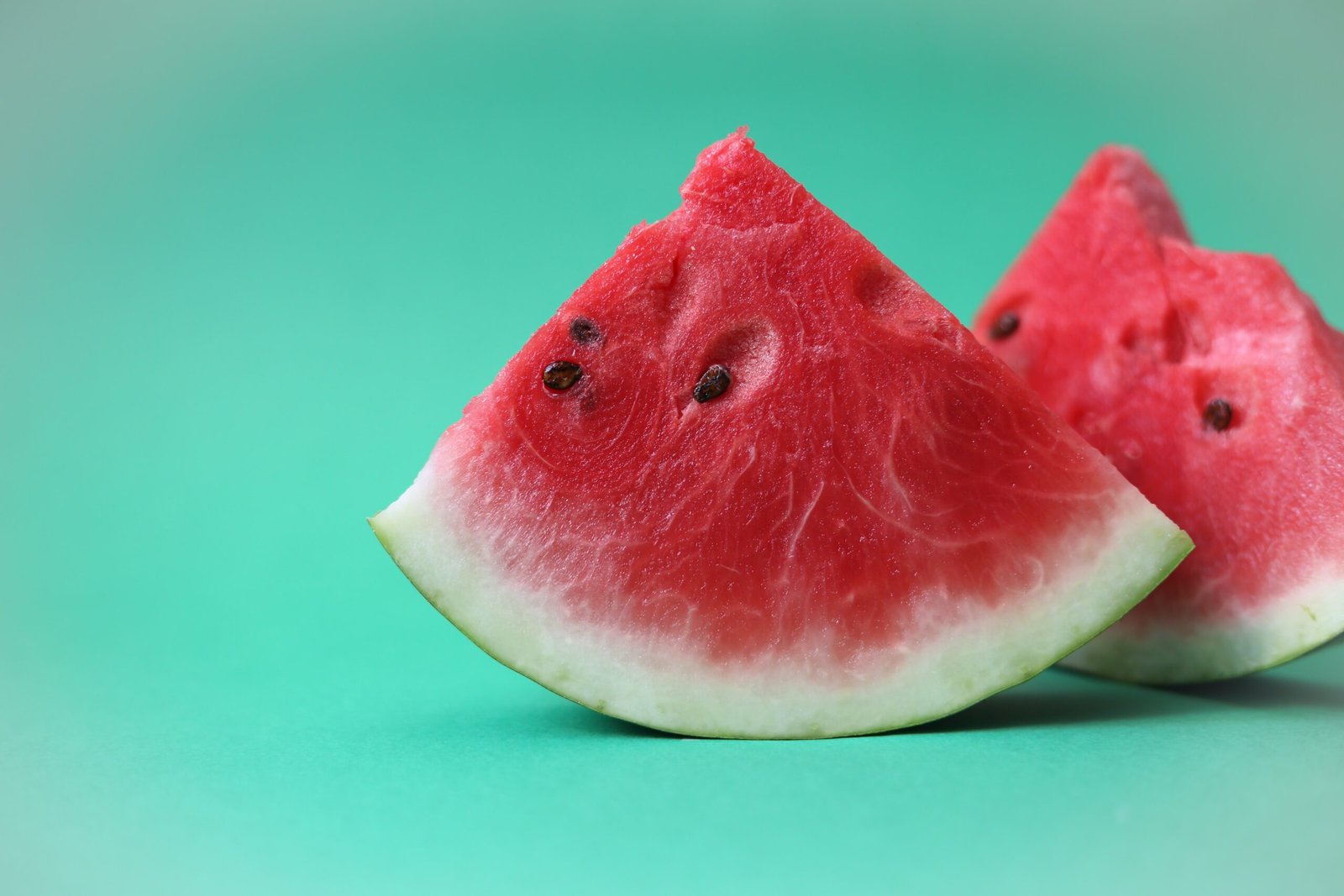 Know the very easy way to remove seeds from watermelon