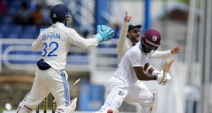 b22a93e6 1eca 496b 9a8b 7b3febb56251